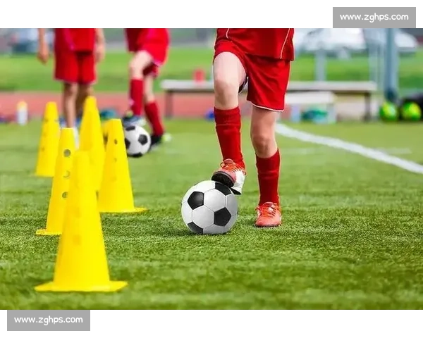 足球等级考试全面解析：如何通过各级别考试提升个人技能与竞技水平